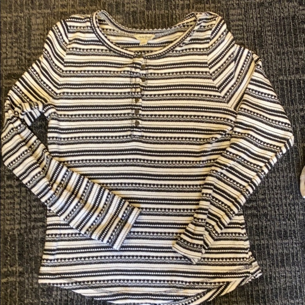 Lucky top